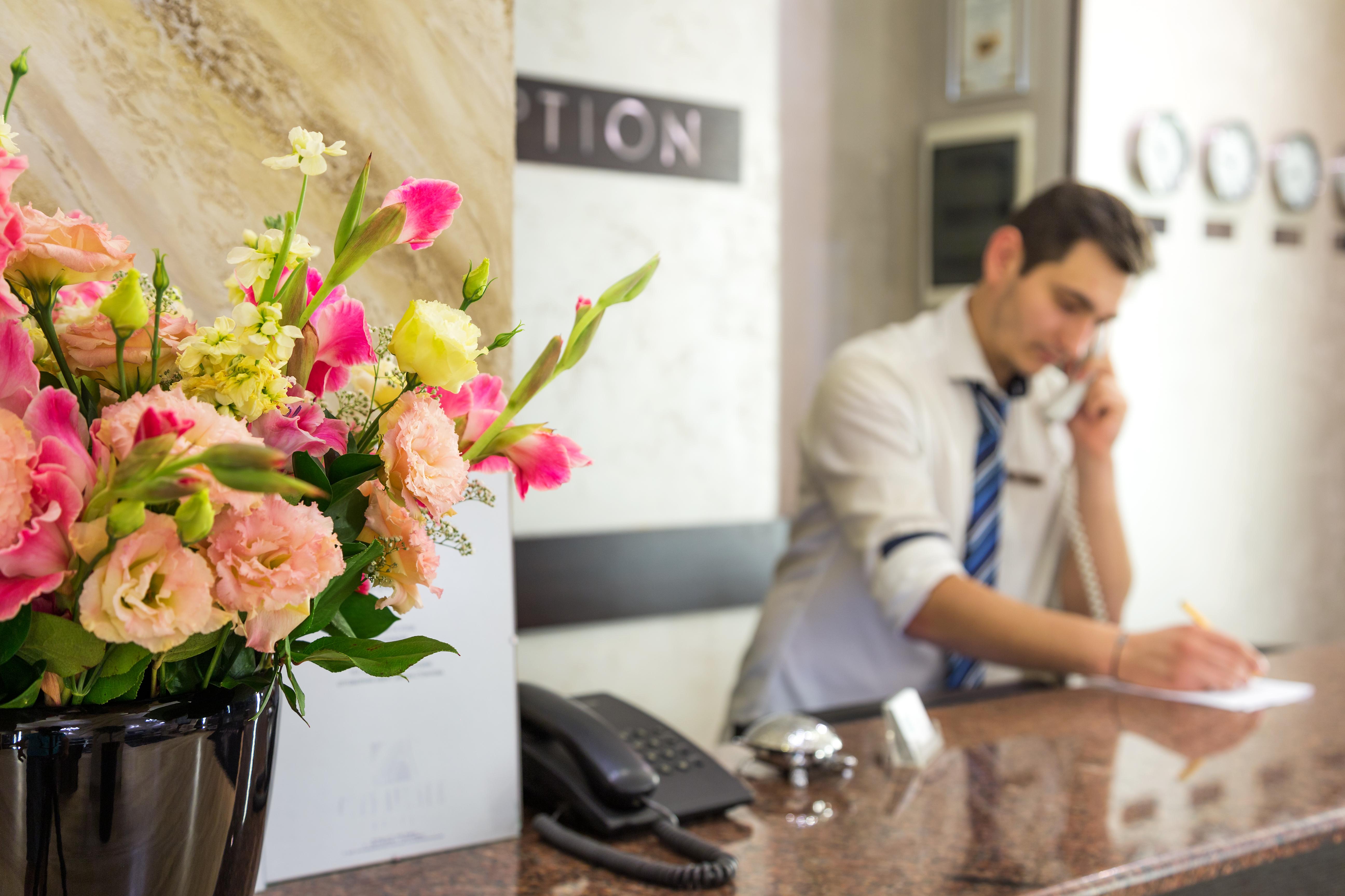 City Avenue Hotel By Hmg-Free Parking-Free Wi-Fi Sofia Exterior photo